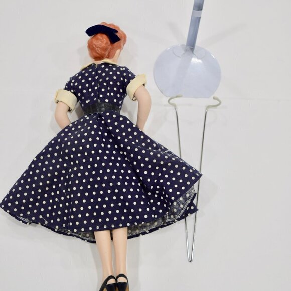 I LOVE LUCY vintage doll - Picture 2 of 4